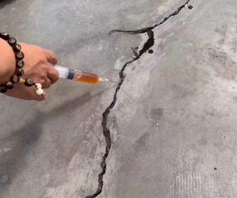 集美混凝土裂缝修补技术详解​